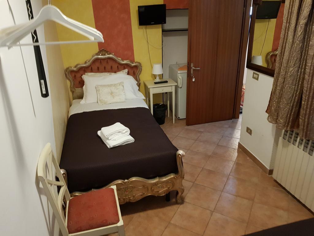 Bed and Breakfast Mi Casa Es Tambien Tu Casa 2 Werona Zewnętrze zdjęcie